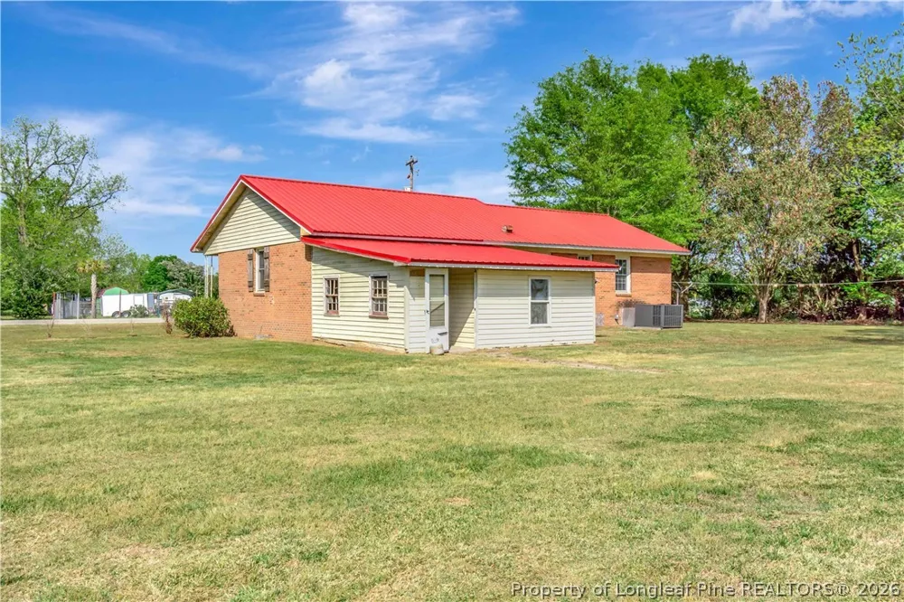 4542 NC HWY 904 Highway Fairmont, NC 28340