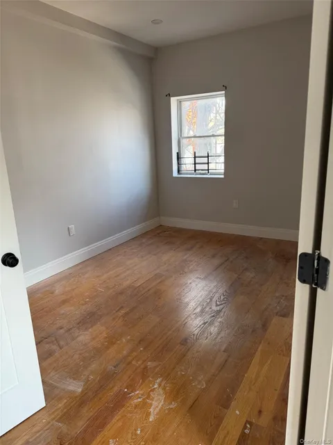 91 E 54th Street #2R