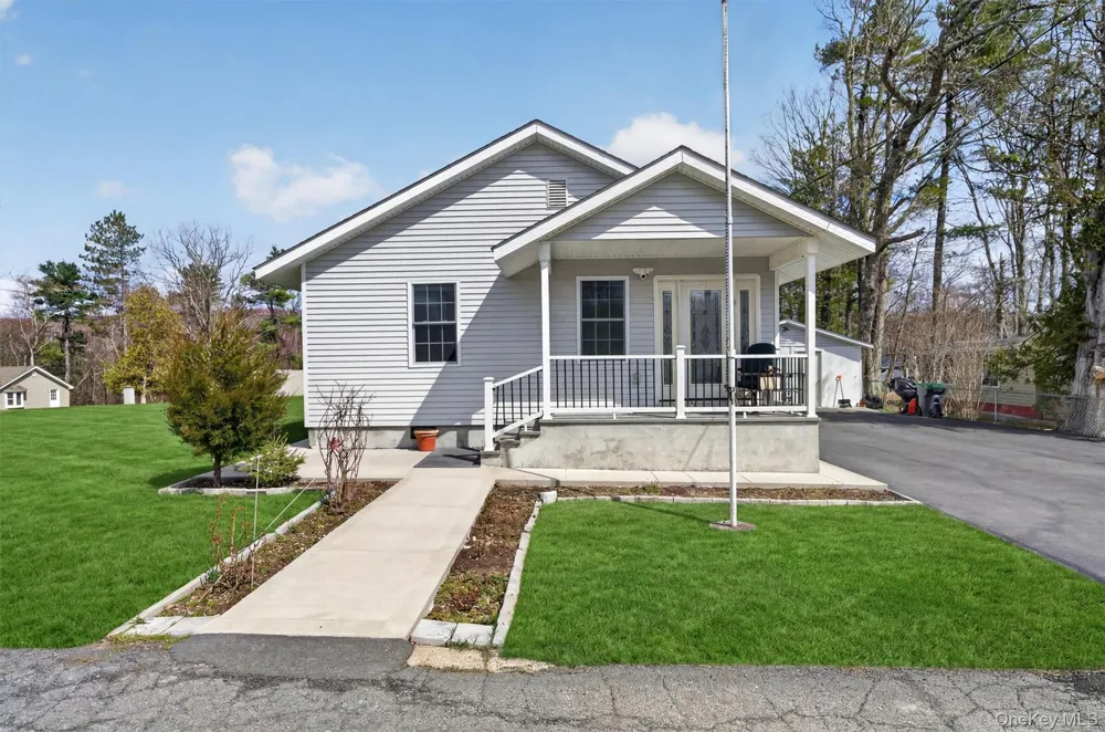 46 Fern Trail Wurtsboro, NY 12790