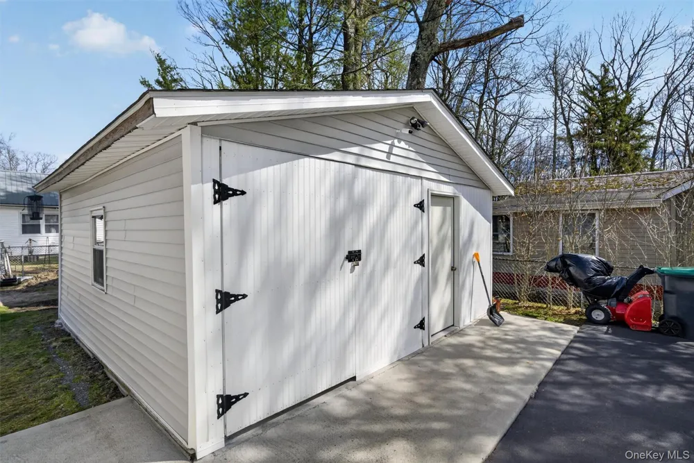 46 Fern Trail Wurtsboro, NY 12790
