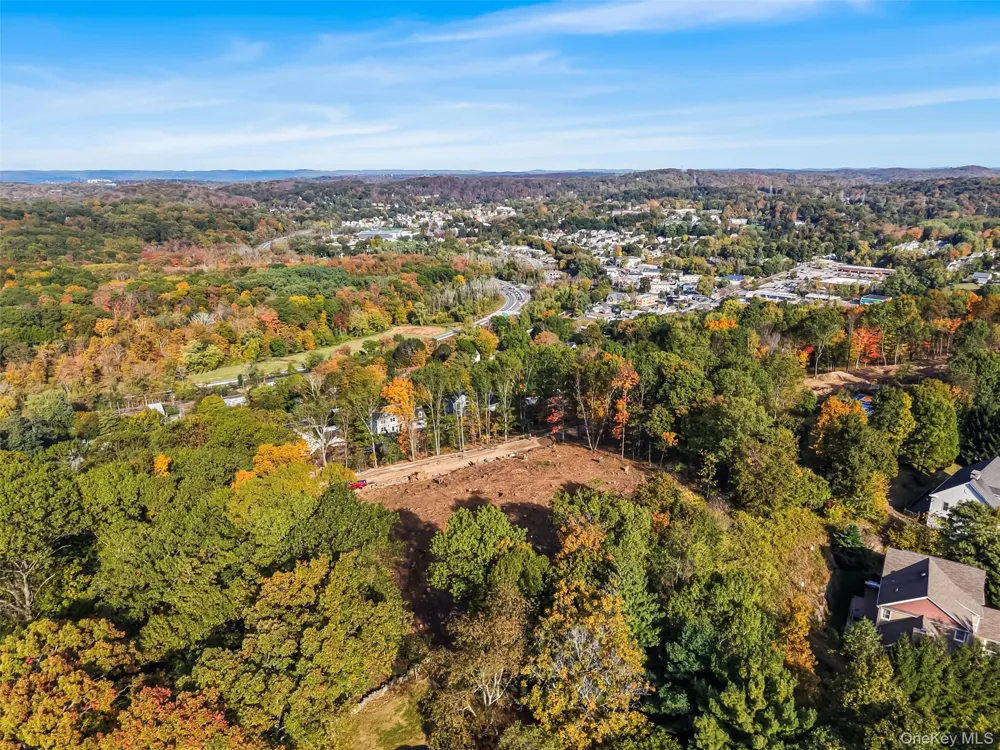 1 Stella Road Thornwood, NY 10594