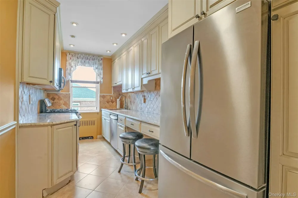920 Pelhamdale Avenue #A2H Pelham, NY 10803