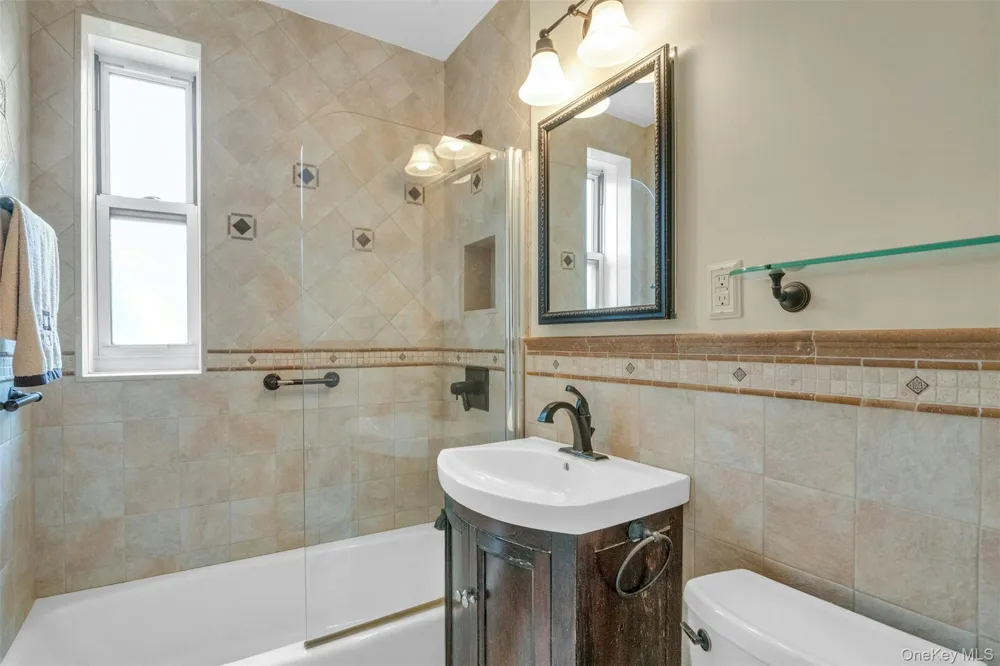 920 Pelhamdale Avenue #A2H Pelham, NY 10803