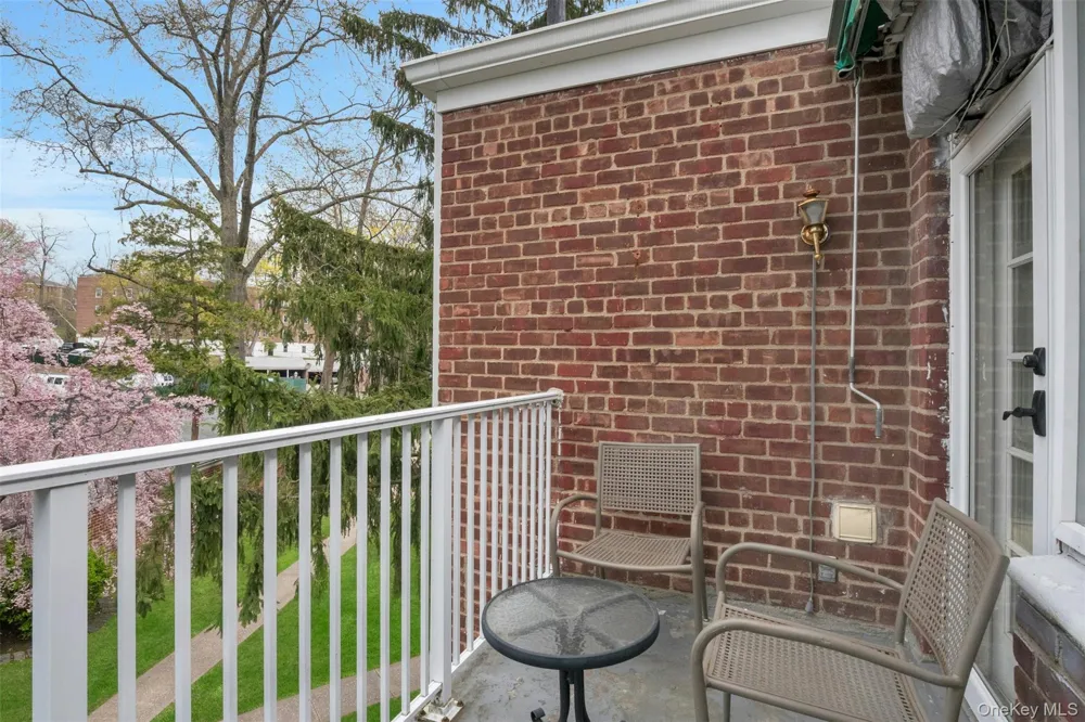 920 Pelhamdale Avenue #A2H Pelham, NY 10803