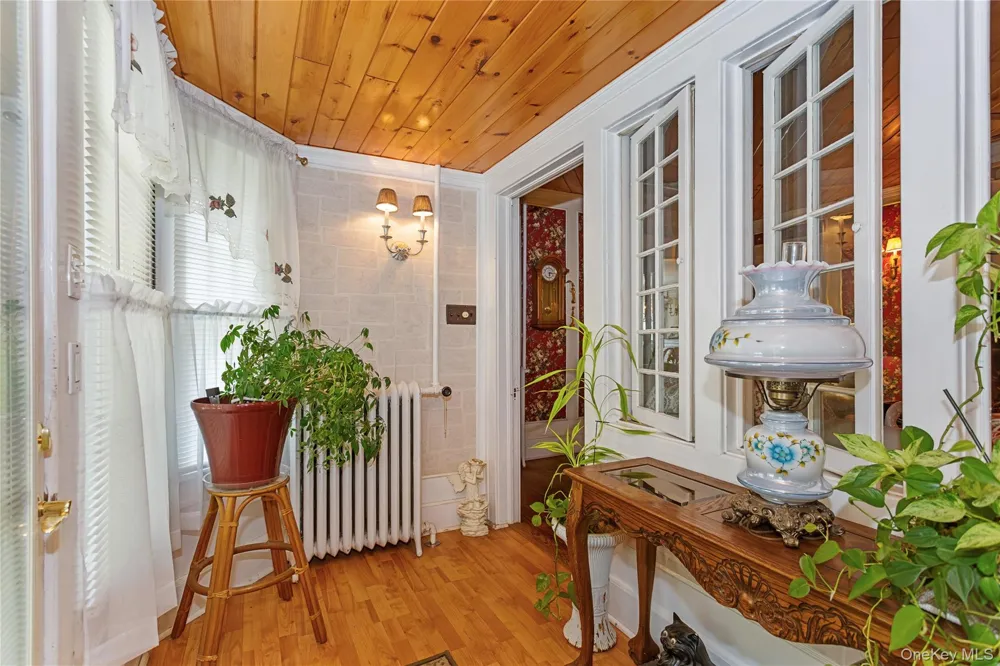 46 Lakewood Avenue Monticello, NY 12701