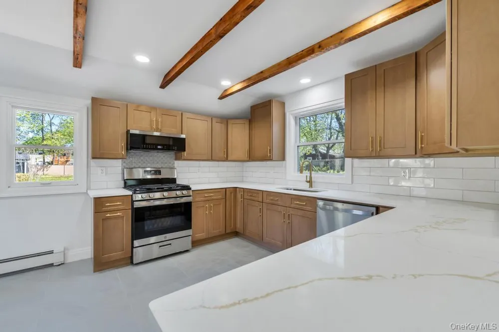 485 Long Island Avenue Medford, NY 11763