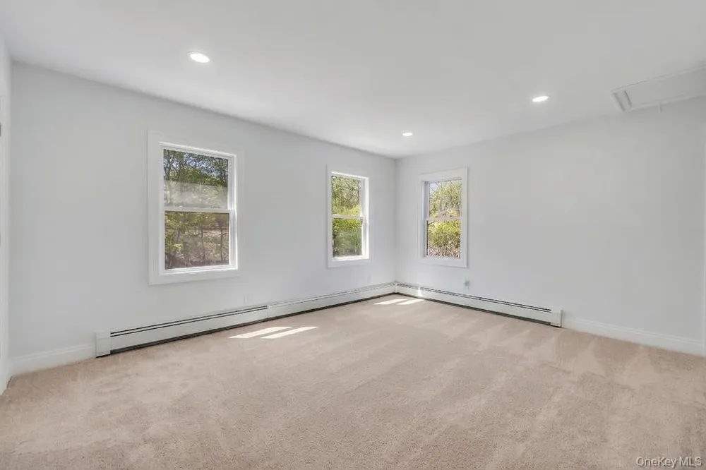 485 Long Island Avenue Medford, NY 11763