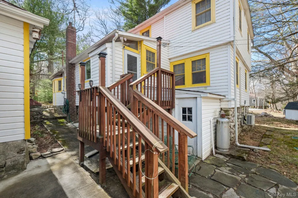 184 Yankee Lake Road Wurtsboro, NY 12790