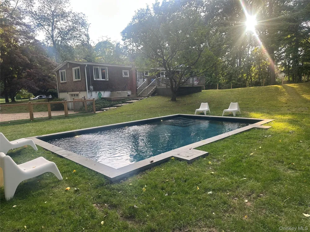 9 Johnston Road Shelter Island, NY 11964