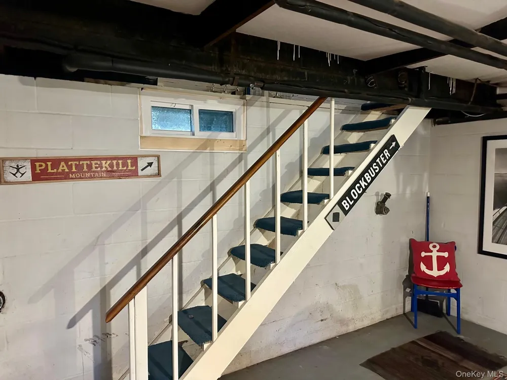 9 Johnston Road Shelter Island, NY 11964