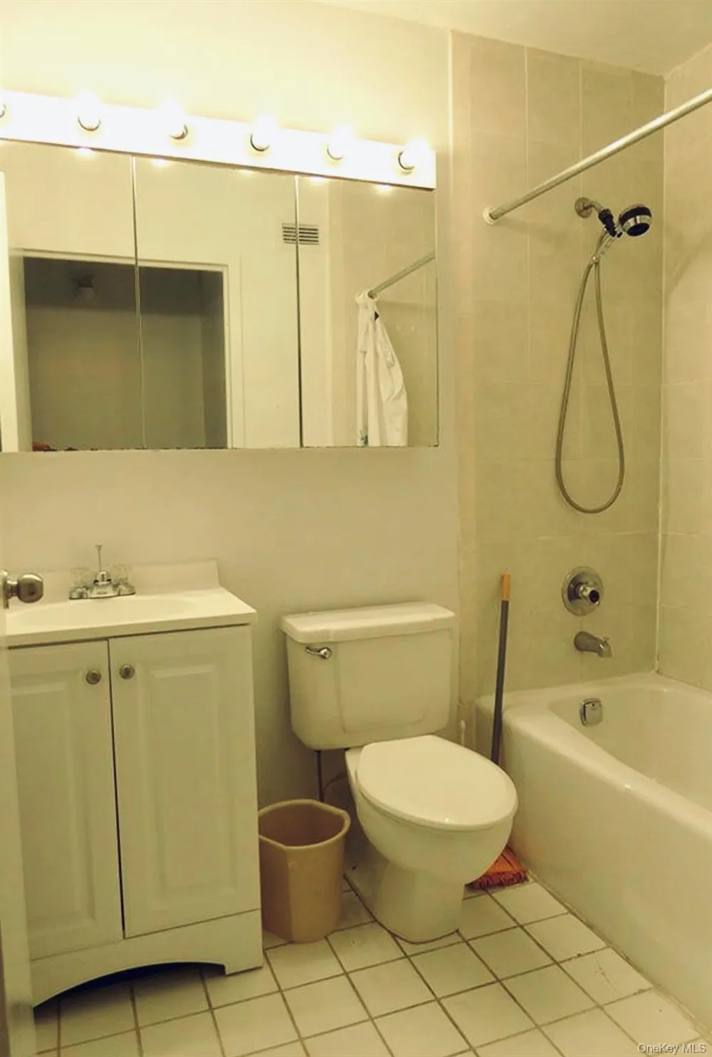 97-12 63rd Drive #8B Rego Park, NY 11374