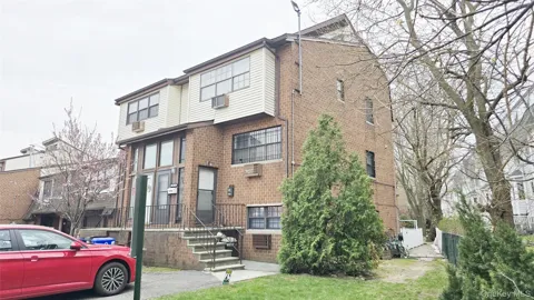 120-16 Cove Court #87A