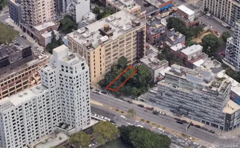 57 Flatbush Avenue Extension