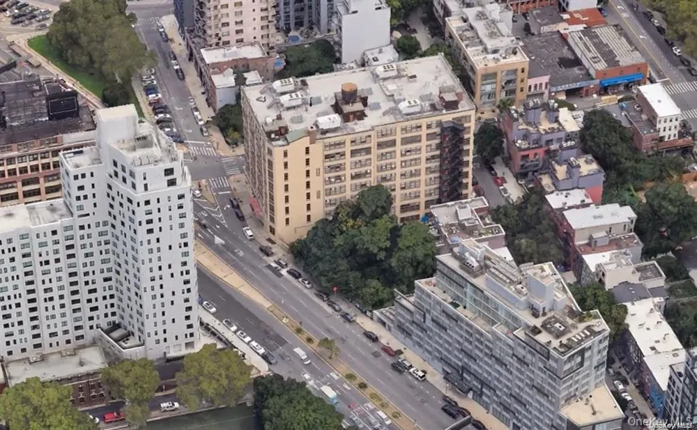 53 Flatbush Avenue Extension Brooklyn, NY 11201
