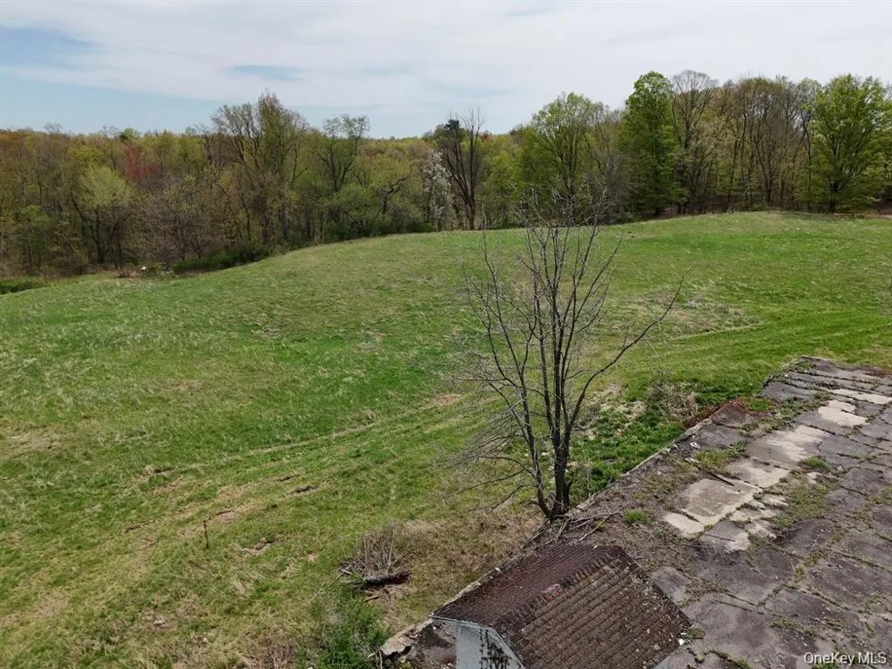 242 Old Mountain Road Otisville, NY 10963