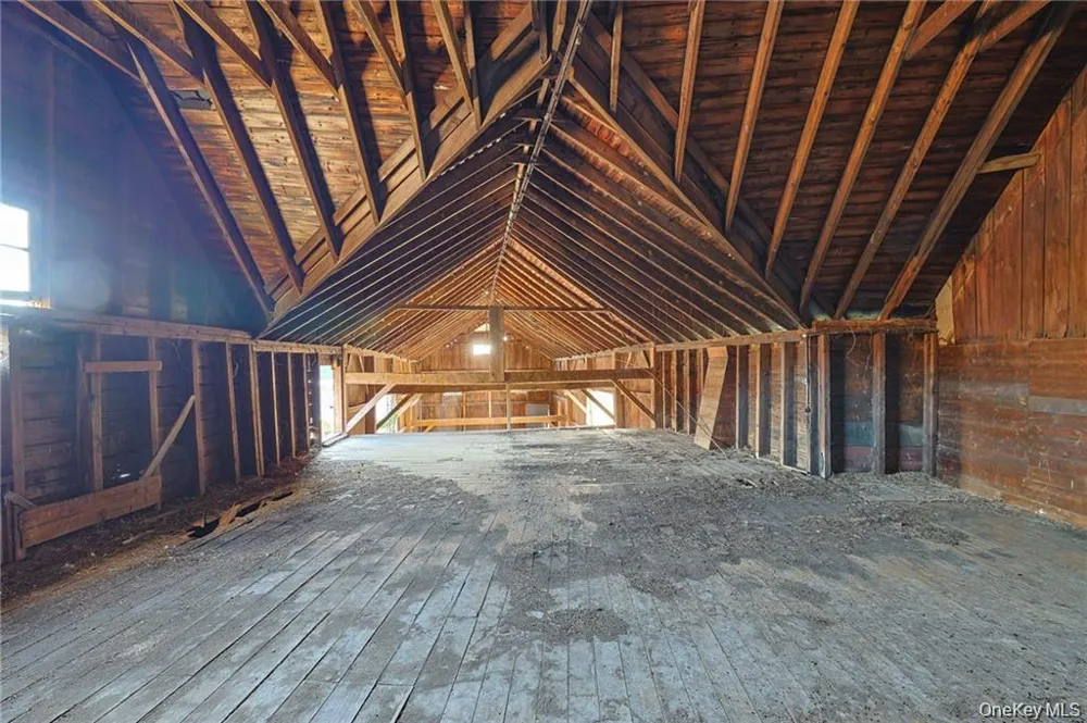 242 Old Mountain Road Otisville, NY 10963