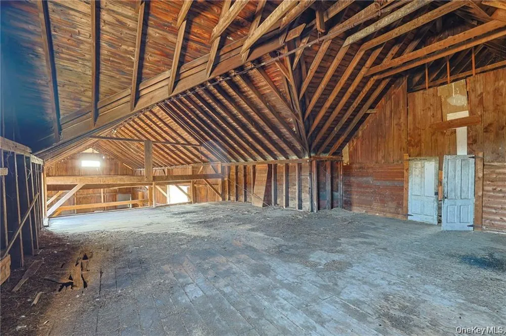 242 Old Mountain Road Otisville, NY 10963
