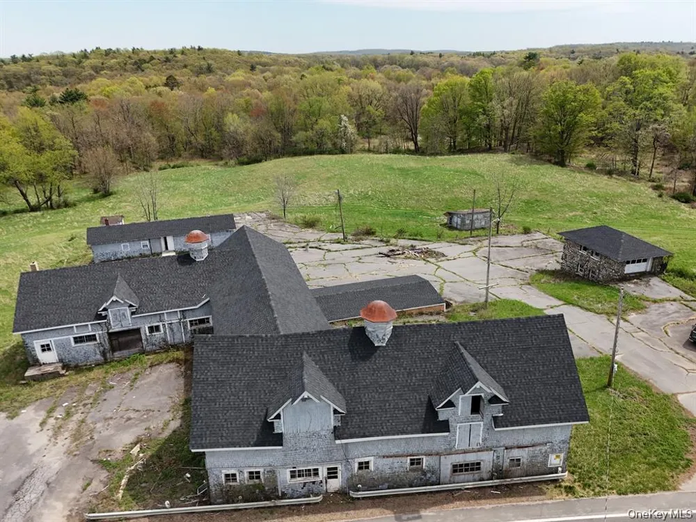 242 Old Mountain Road Otisville, NY 10963