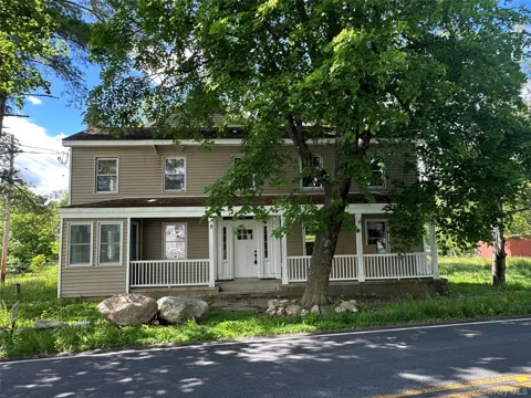 1445 Burlingham Road