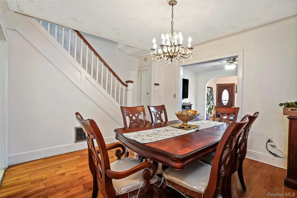 5911 Fresh Pond Road Maspeth, NY 11378