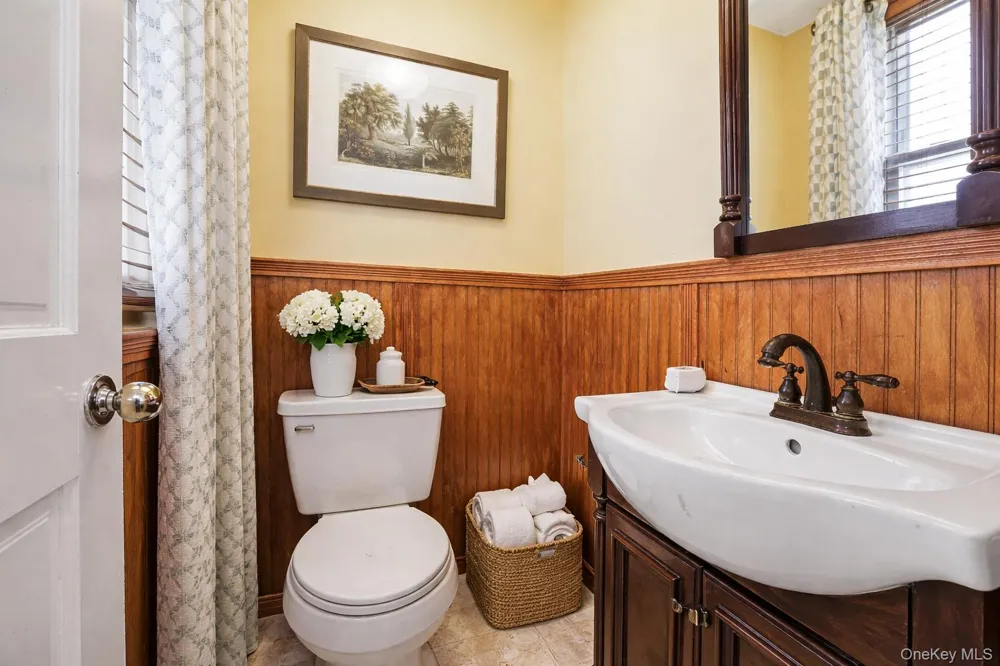 5911 Fresh Pond Road Maspeth, NY 11378