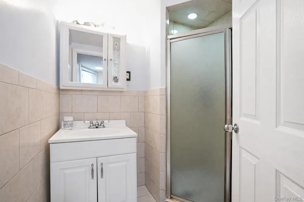5911 Fresh Pond Road Maspeth, NY 11378