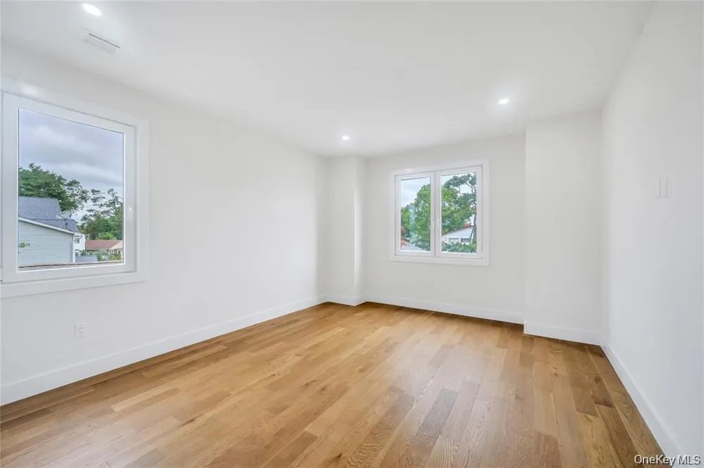 2571 Alder Avenue East Meadow, NY 11554