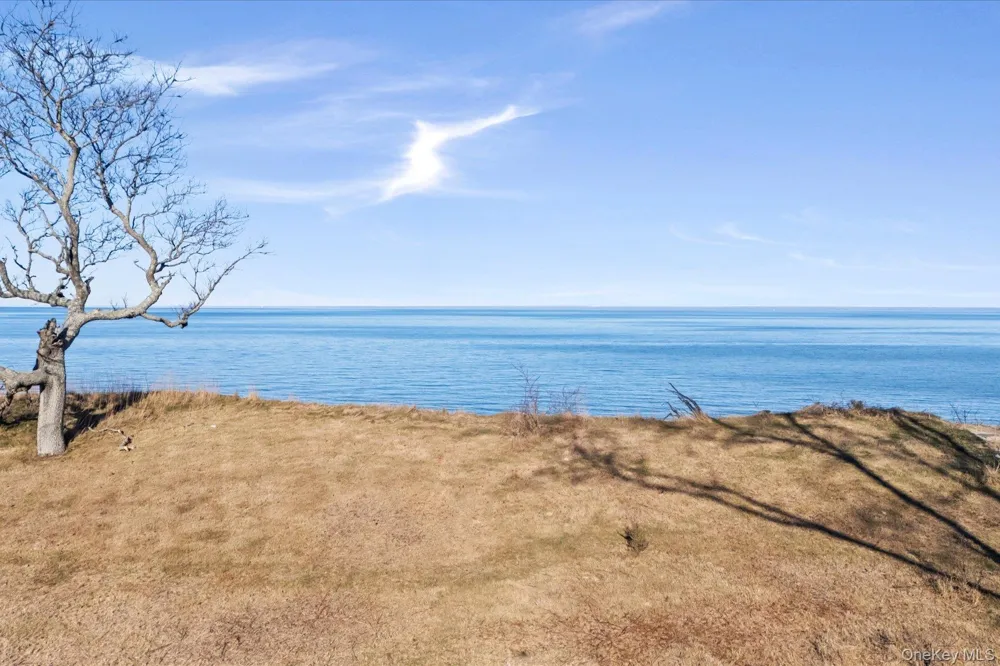 4760 Blue Horizon Bluffs Peconic, NY 11958