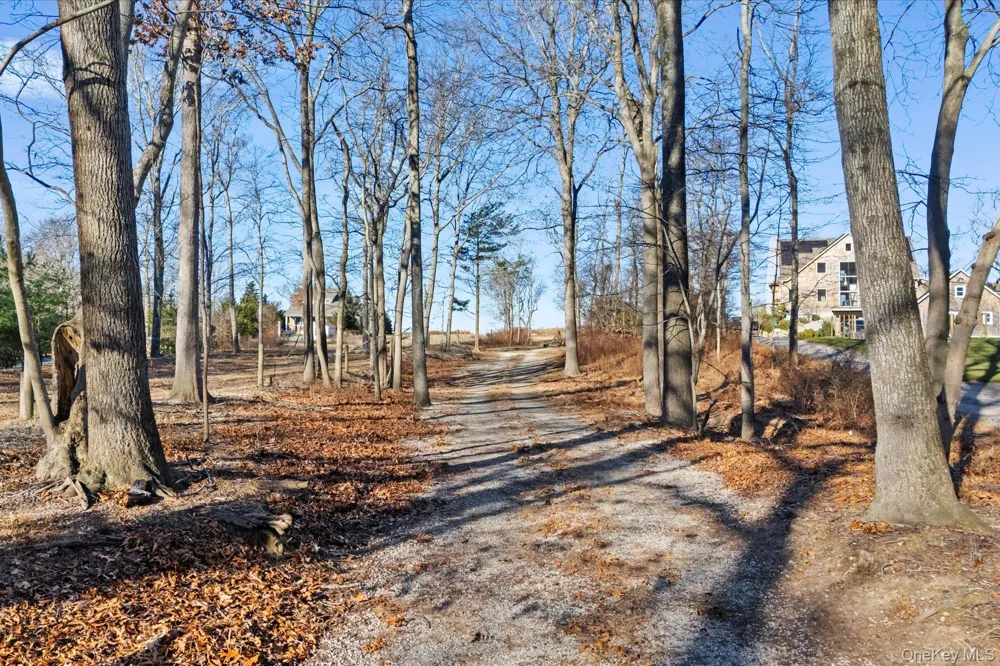 4760 Blue Horizon Bluffs Peconic, NY 11958