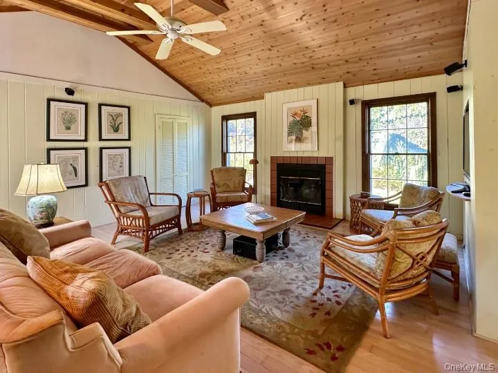146 Doctors Walk Cherry Grove, NY 11782