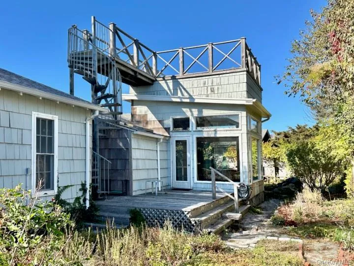 146 Doctors Walk Cherry Grove, NY 11782