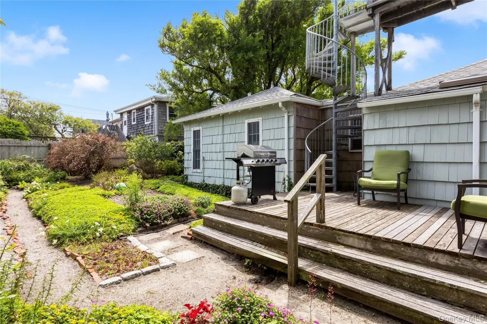 146 Doctors Walk Cherry Grove, NY 11782
