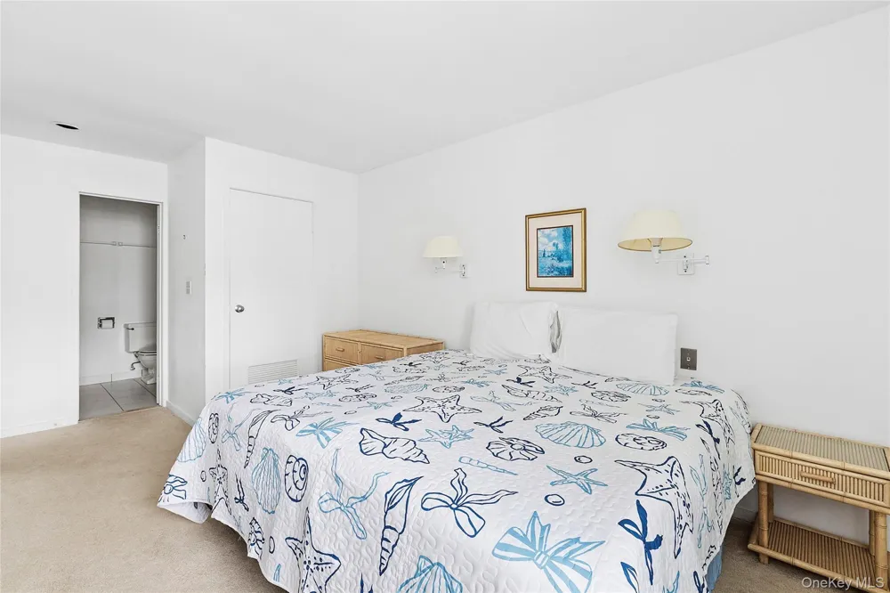 261 Dune Road #5 Westhampton Beach, NY 11978