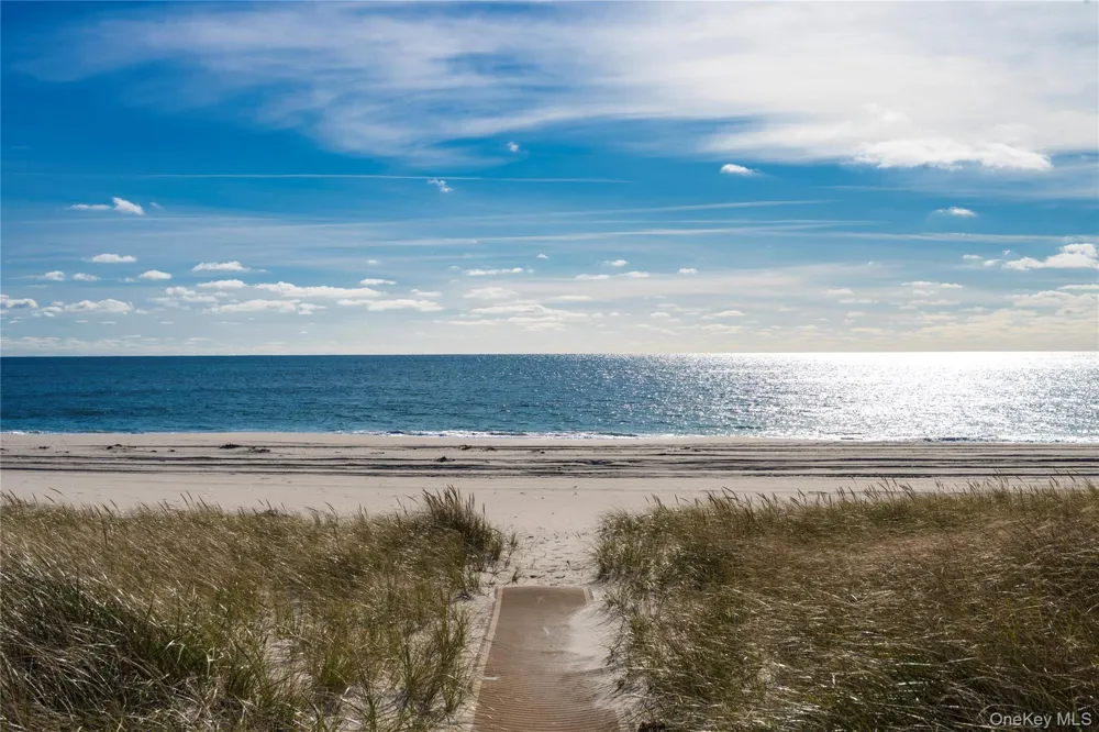 261 Dune Road #5 Westhampton Beach, NY 11978