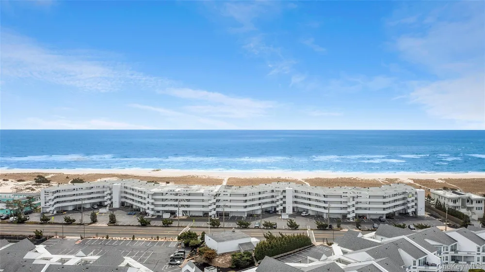 261 Dune Road #5 Westhampton Beach, NY 11978