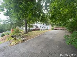62 Deer Trail S Greenwood Lake, NY 10925