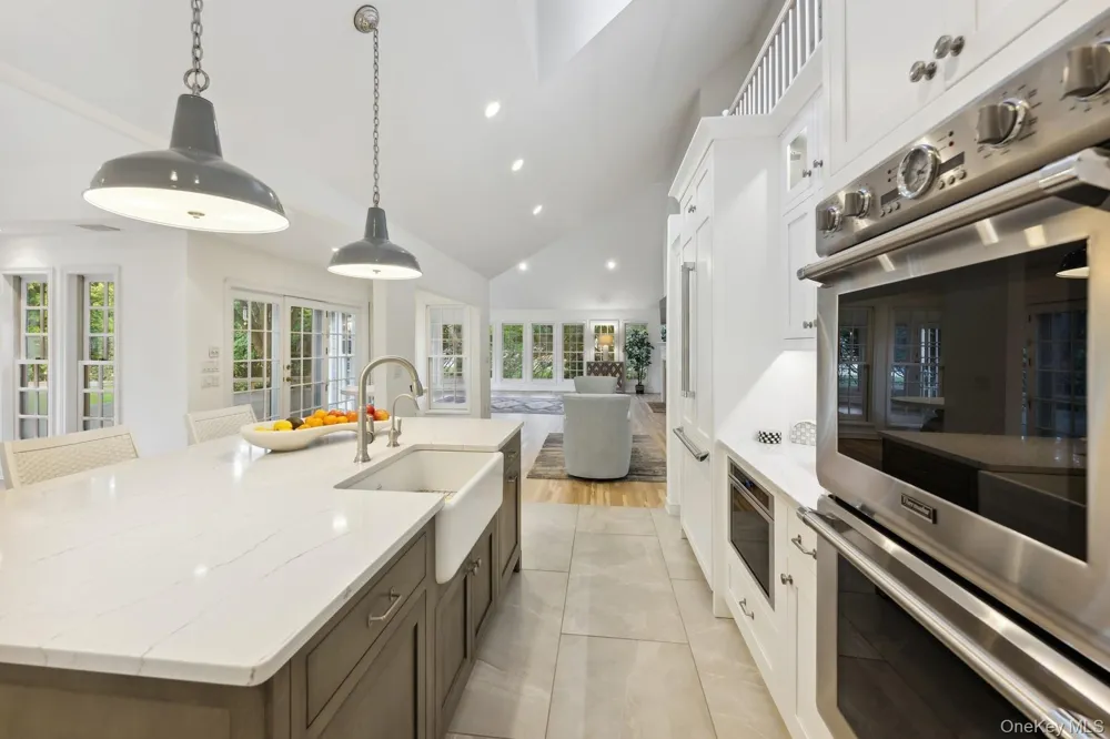 62 Beach Lane Westhampton Beach, NY 11978