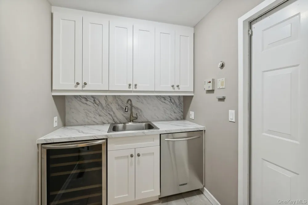 62 Beach Lane Westhampton Beach, NY 11978