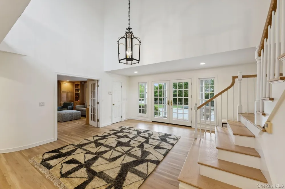 62 Beach Lane Westhampton Beach, NY 11978
