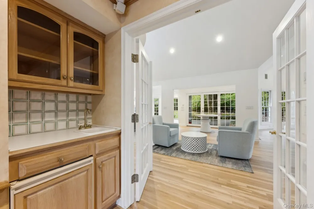 62 Beach Lane Westhampton Beach, NY 11978