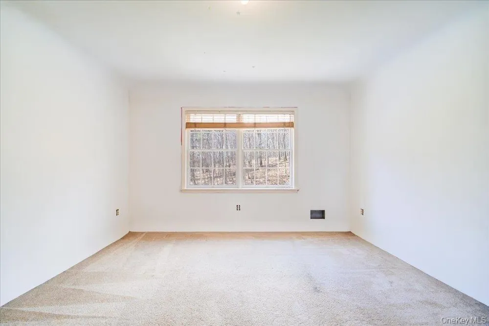 17 Long View Drive Unionville, NY 10988