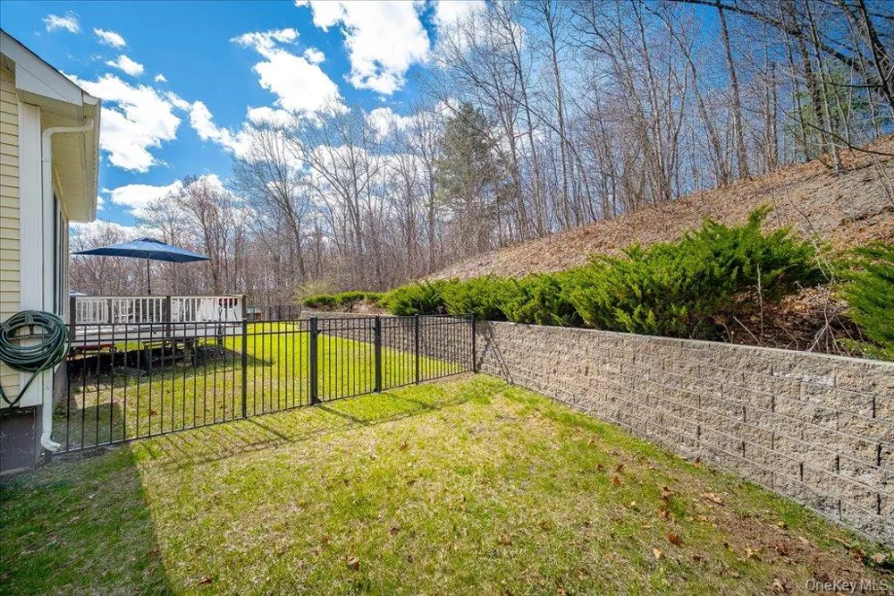 17 Long View Drive Unionville, NY 10988