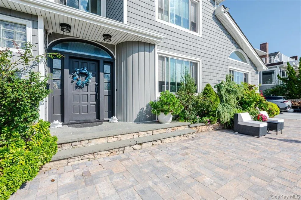 94 Heron Street Long Beach, NY 11561