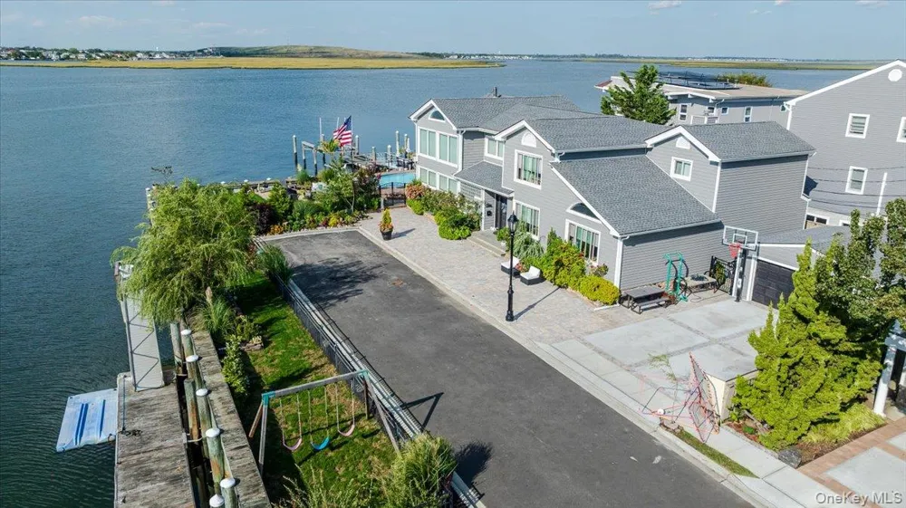 94 Heron Street Long Beach, NY 11561