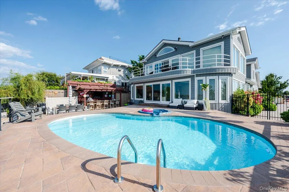 94 Heron Street Long Beach, NY 11561