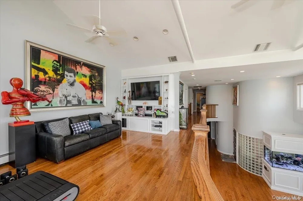 94 Heron Street Long Beach, NY 11561