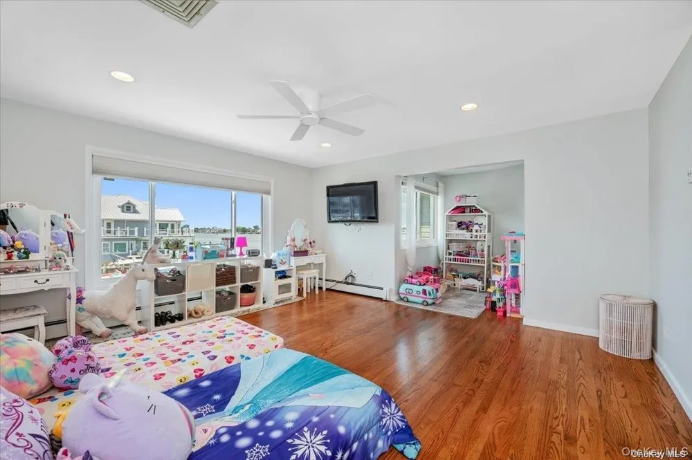 94 Heron Street Long Beach, NY 11561