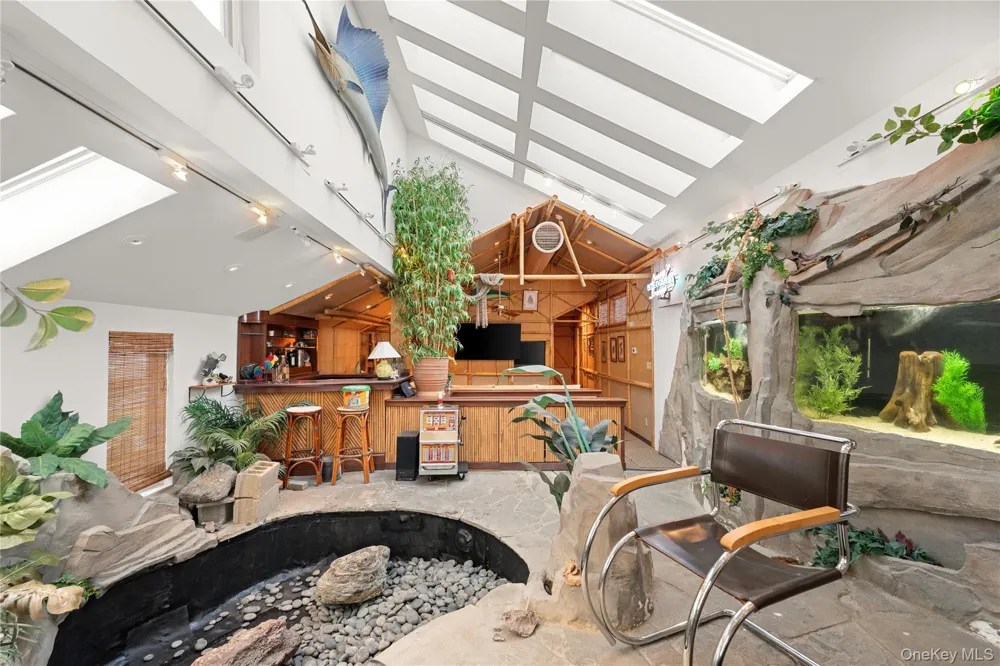 1010 Seawane Drive Hewlett Harbor, NY 11557