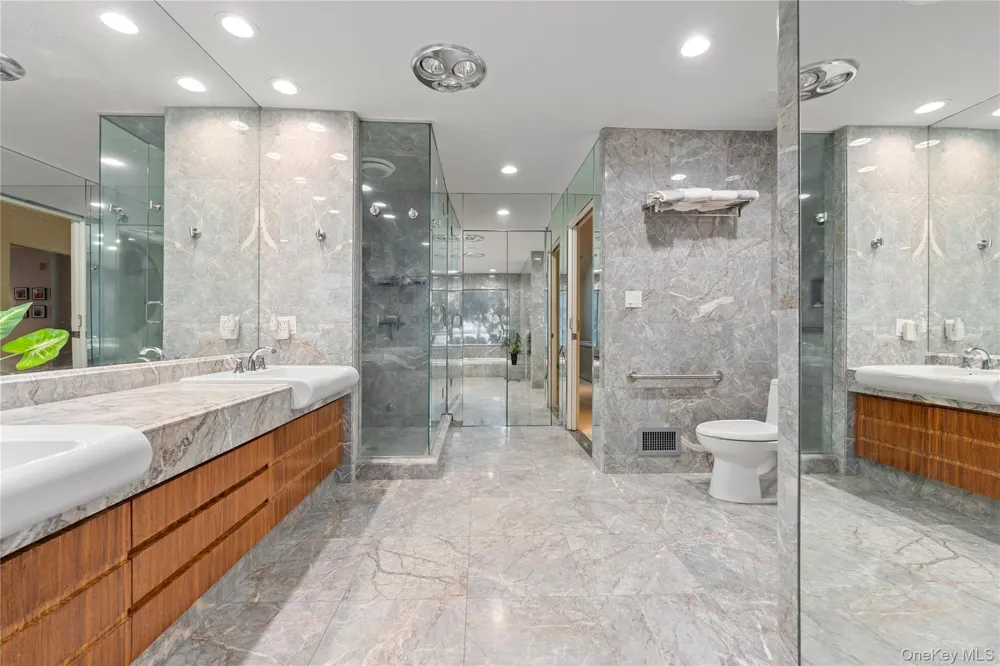 1010 Seawane Drive Hewlett Harbor, NY 11557