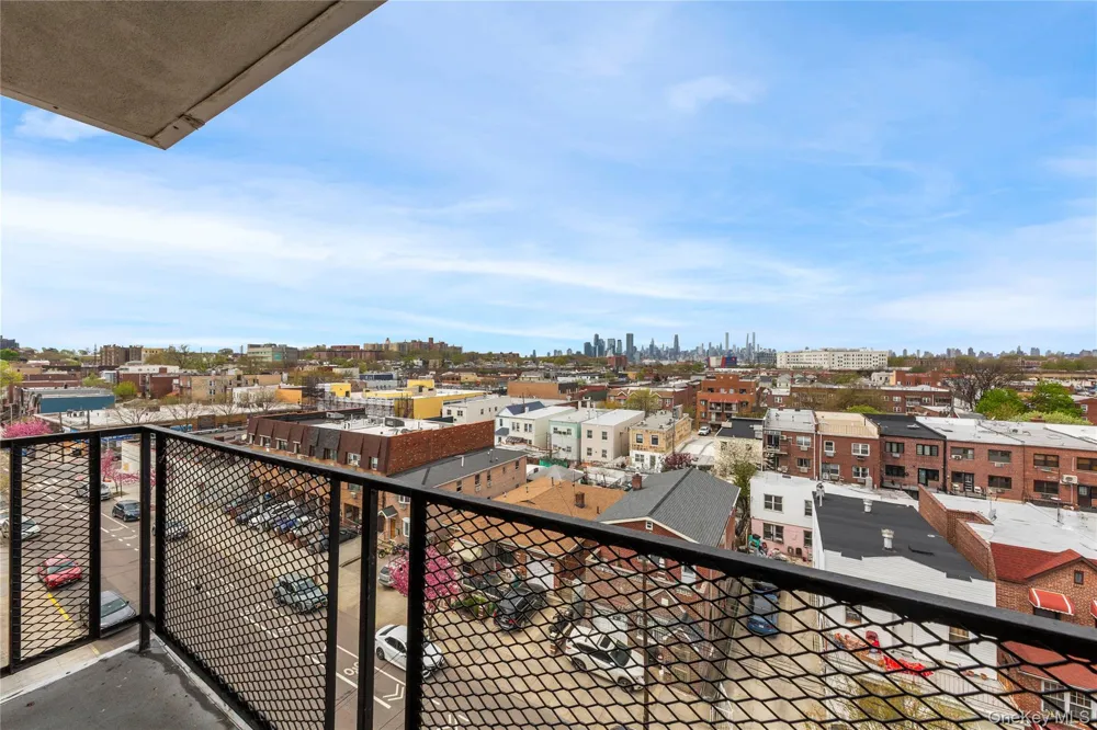 60th Street 34th Avenue #6D Woodside, NY 11377